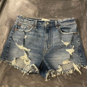 Abercrombie High Rise Mom Short